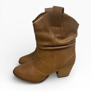 Charles Albert Tan Western Cowboy Ankle Boots Vegan Leather Womens Size US 7 EUC
